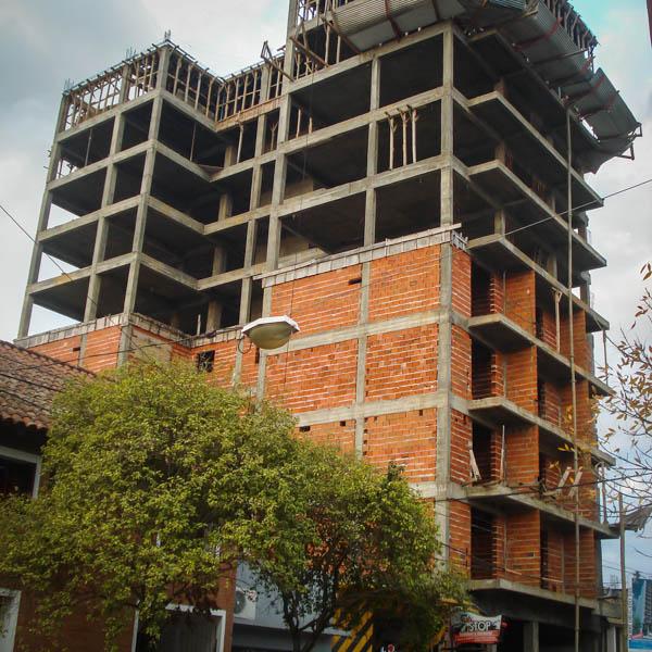 ESTRUCTURA EDIFICIO OBLIGADO 555